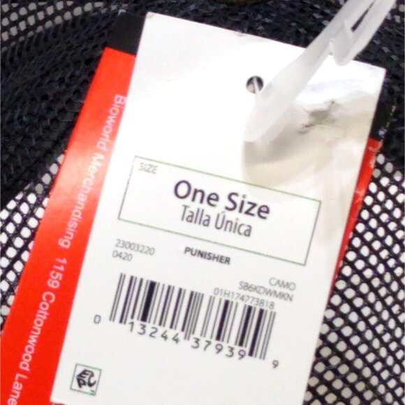 Marvel Punisher Camouflage Mesh Truckr Cap Bioworld Comic Skull Logo VINTAGE NWT - Picture 5 of 12